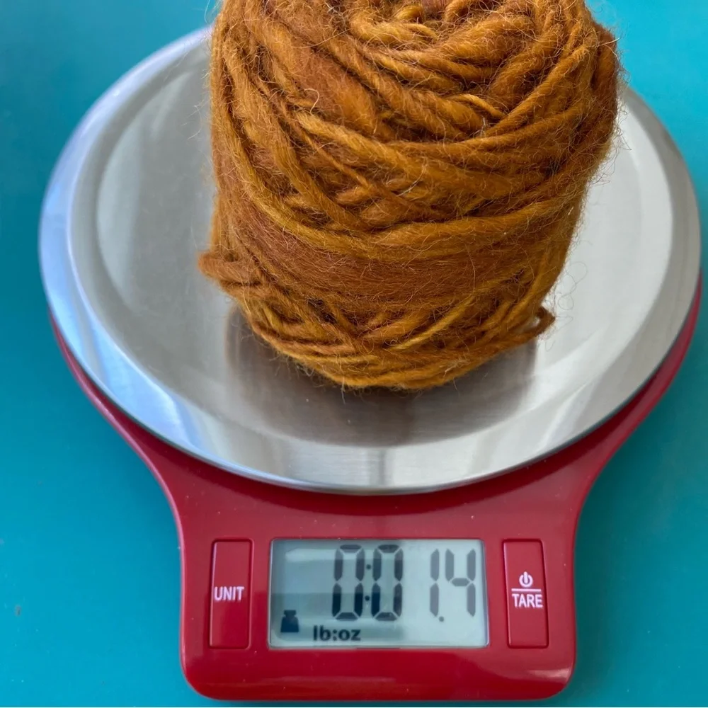 Handspun Virgin Wool by Manos del Uruguay. Bundle of 4 hanks + 3 partial cakes - Picture 12 of 12